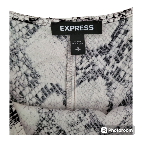 đź’•Express snake print slip dress - Picture 3 of 5